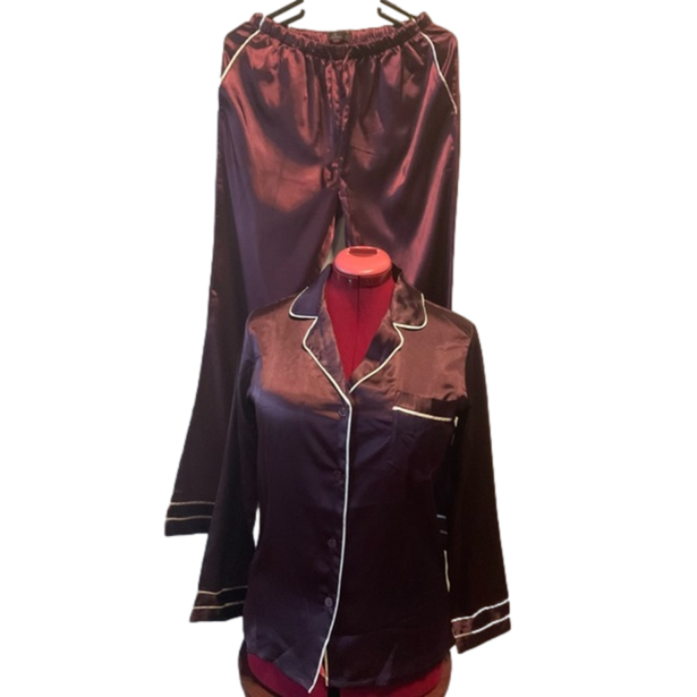 Twin Boat - Women's Satin Pajama/Sleepwear Set